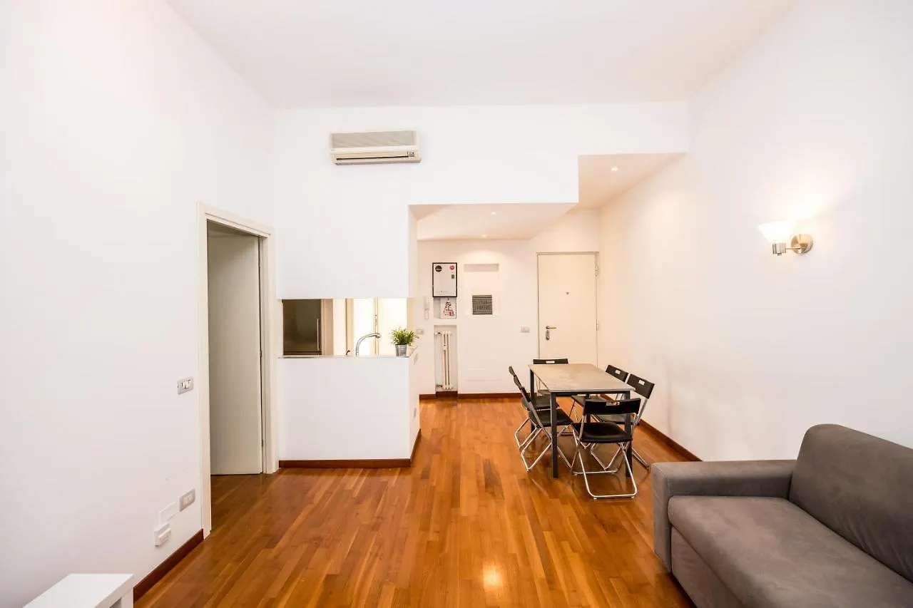 Shortmi Garibaldi Apartment Milan Italy