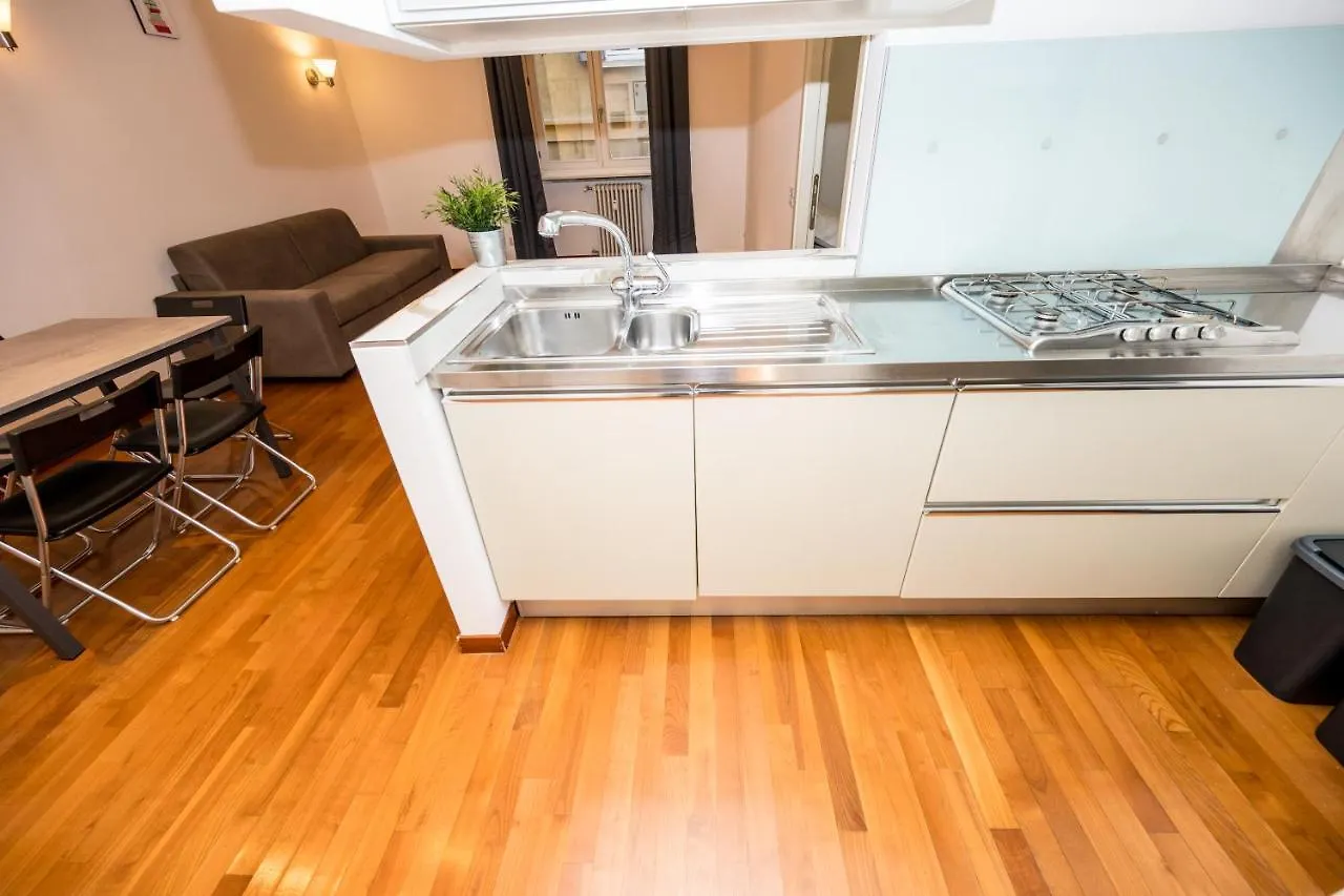 Shortmi Garibaldi Apartment Milan
