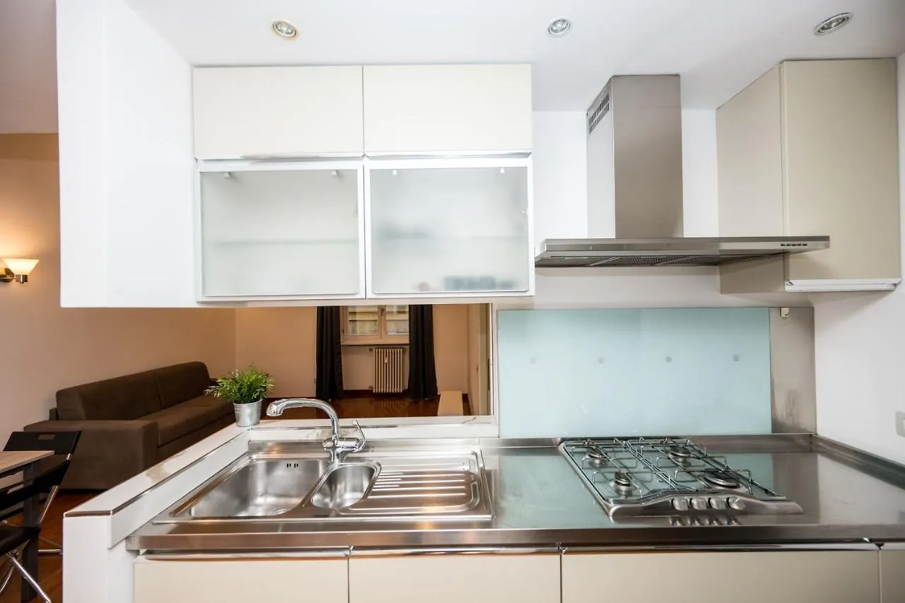Shortmi Garibaldi Apartment Milan 0*,